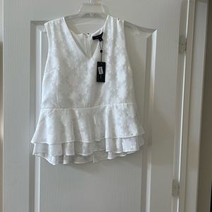 NWT Tommy Hilfiger top Size large